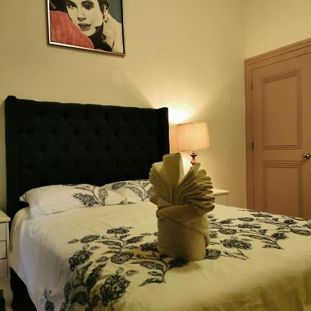 Hostel Punto 72 กัวนาฮัวโต ภายนอก รูปภาพ
