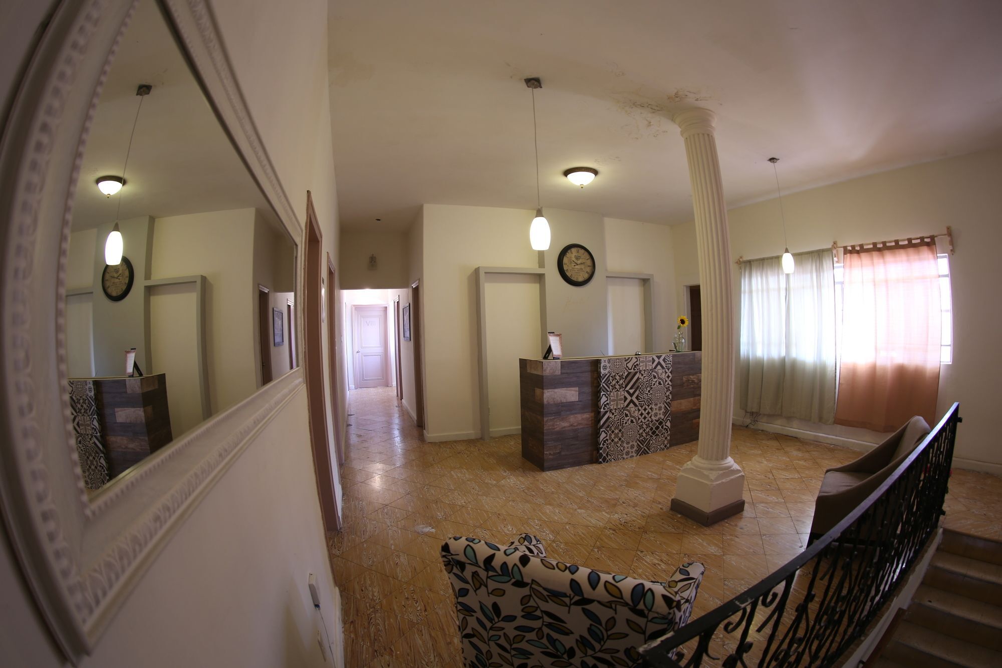 Hostel Punto 72 กัวนาฮัวโต ภายนอก รูปภาพ