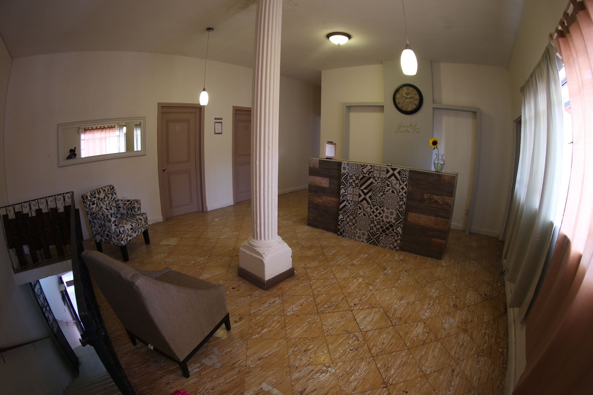 Hostel Punto 72 กัวนาฮัวโต ภายนอก รูปภาพ