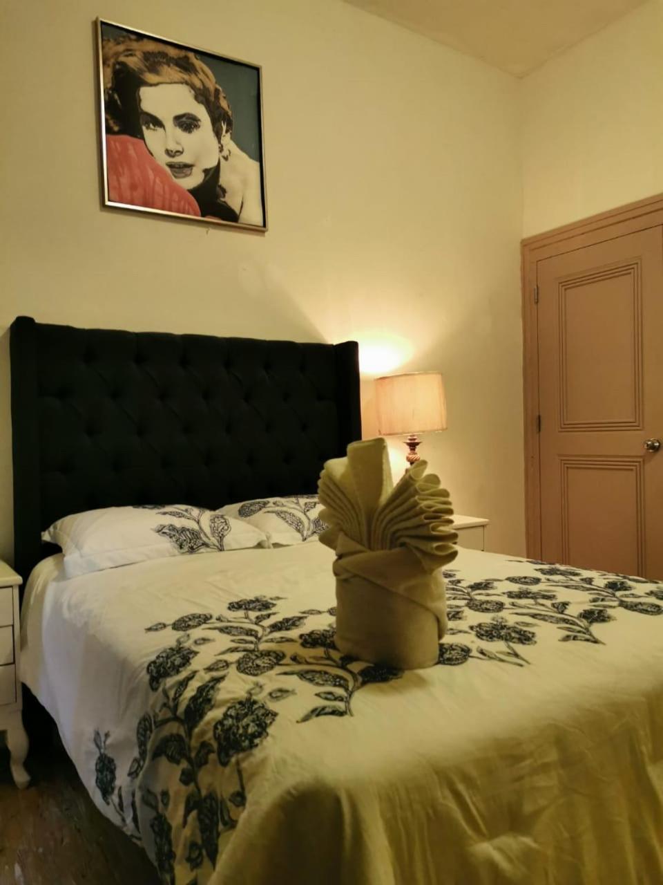 Hostel Punto 72 กัวนาฮัวโต ภายนอก รูปภาพ