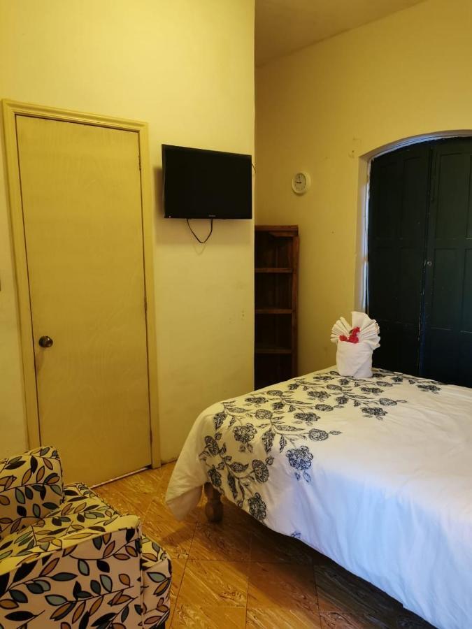 Hostel Punto 72 กัวนาฮัวโต ภายนอก รูปภาพ